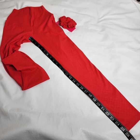 Shefit Boss Leggings Seamless Red High Rise Size Small Style 140003 NWT - Picture 6 of 11